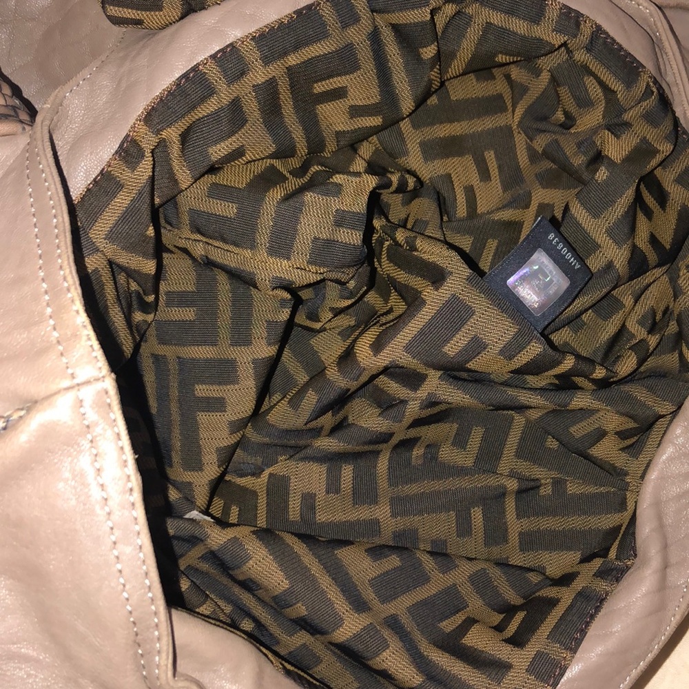 Fendi spy bag large nice cute must have hot pick leather limited color authentic - Picture 11 of 16